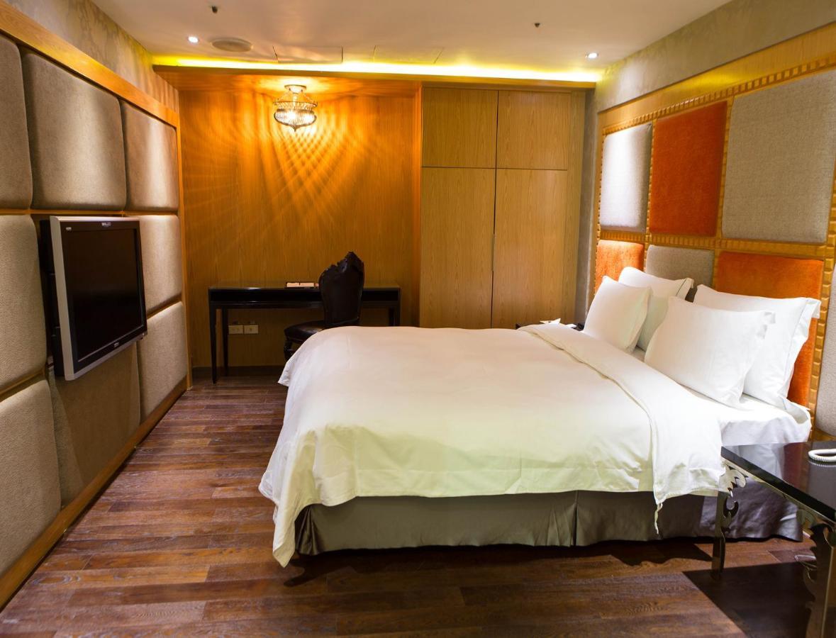 All-Ur Boutique Motel - Kaohsiung Branch Buitenkant foto
