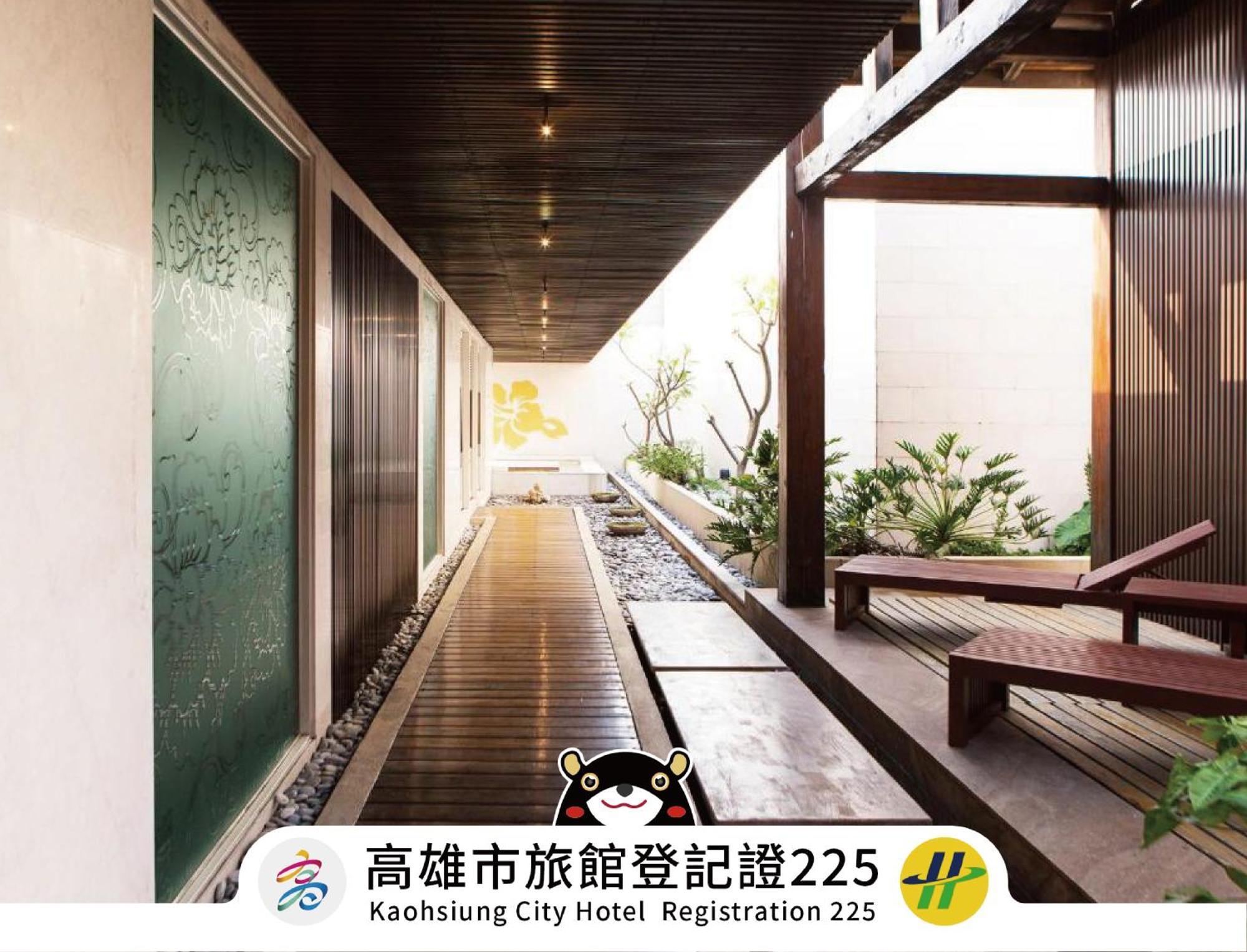 All-Ur Boutique Motel - Kaohsiung Branch Buitenkant foto